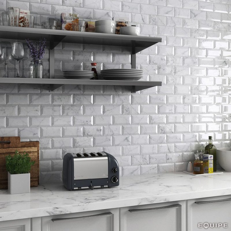 The Advantages of Porcelain Tile Over Ceramic